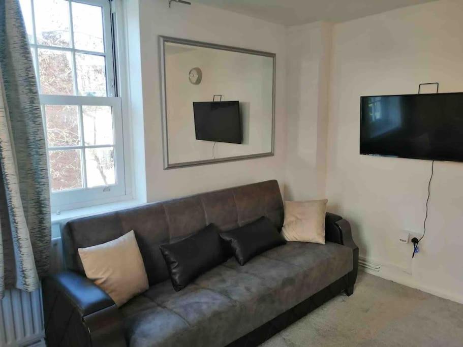 ロンドンEntire Flat In Kings Crossアパートメント エクステリア 写真